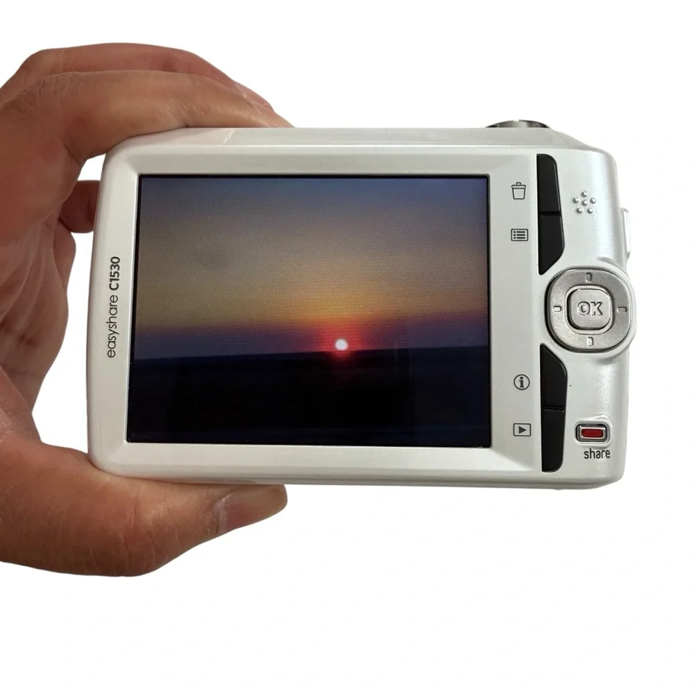 Kodak EasyShare 14MP Compact Digital Camera - Silver